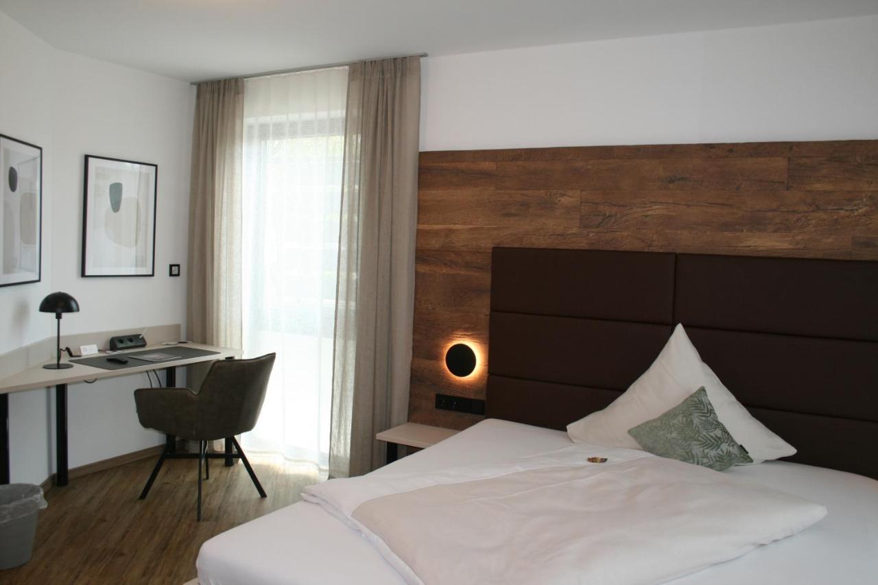 Hotel Bavaria Dingolfing Esterno foto
