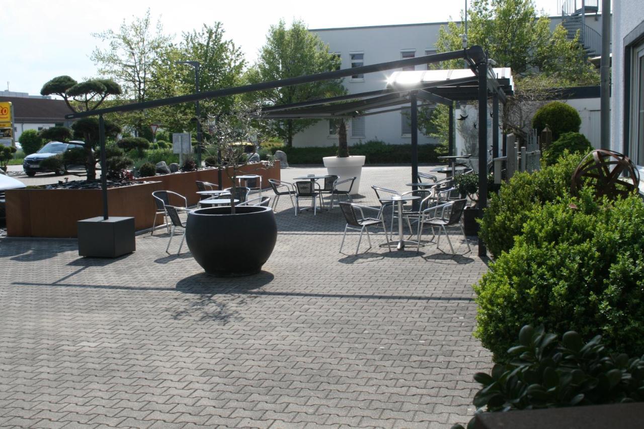 Hotel Bavaria Dingolfing Esterno foto